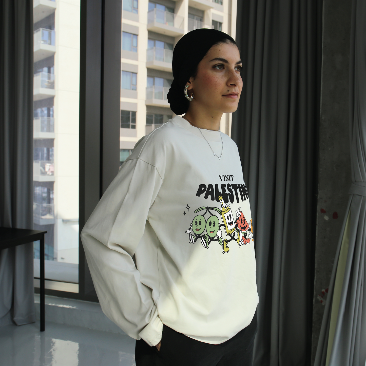 "Visit Palestine" Long Sleeve Shirt